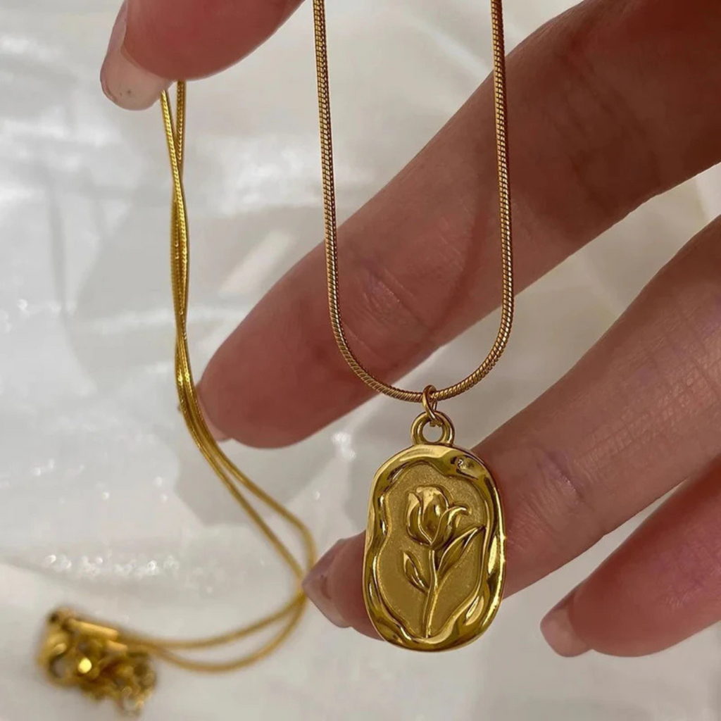 Gold Floral Medallion Pendant Necklace OSL-58