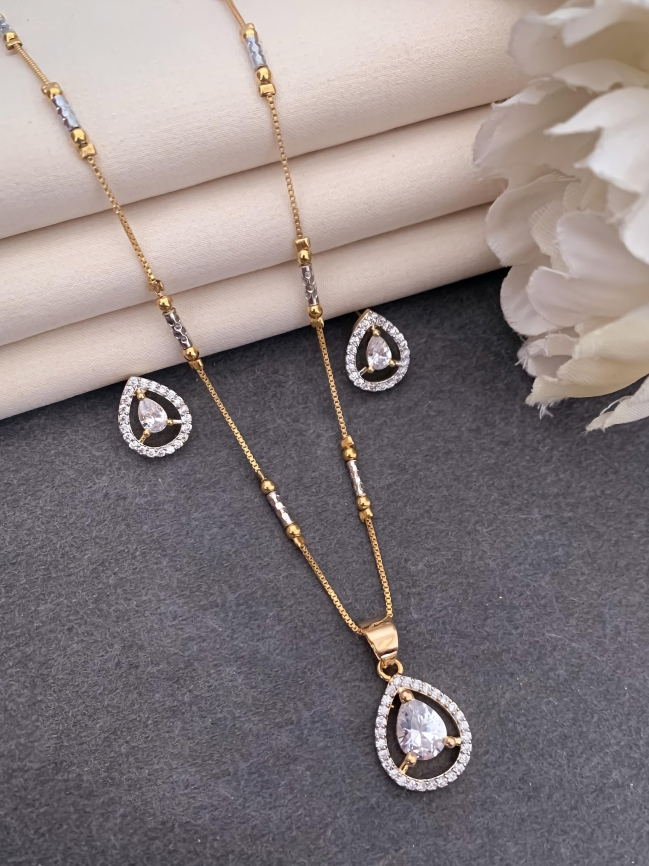 Tune of You A.D Diamond Pendant Set OSL07