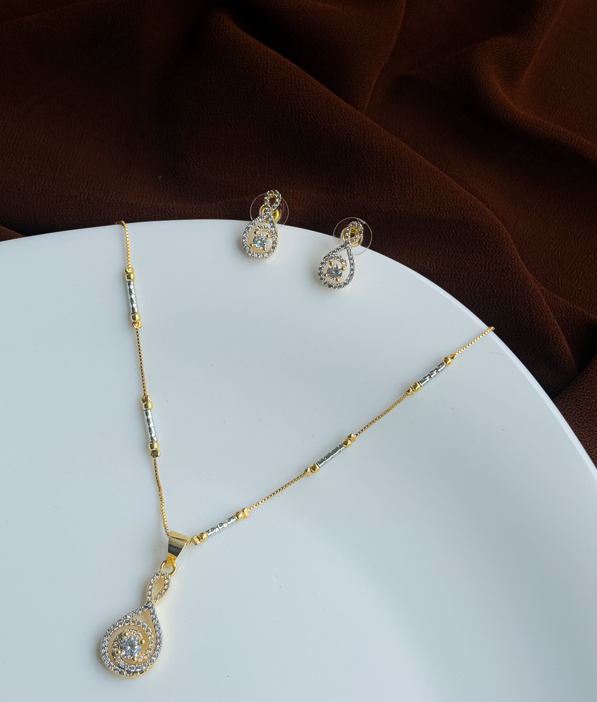 “Tu-Tune” A.D Diamond Rose Gold Pendant Set OSL02