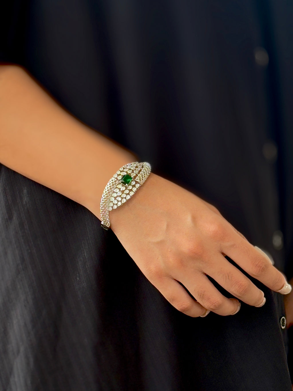 Luna Gleam A.D Blue Stone Silver Kada OSL09