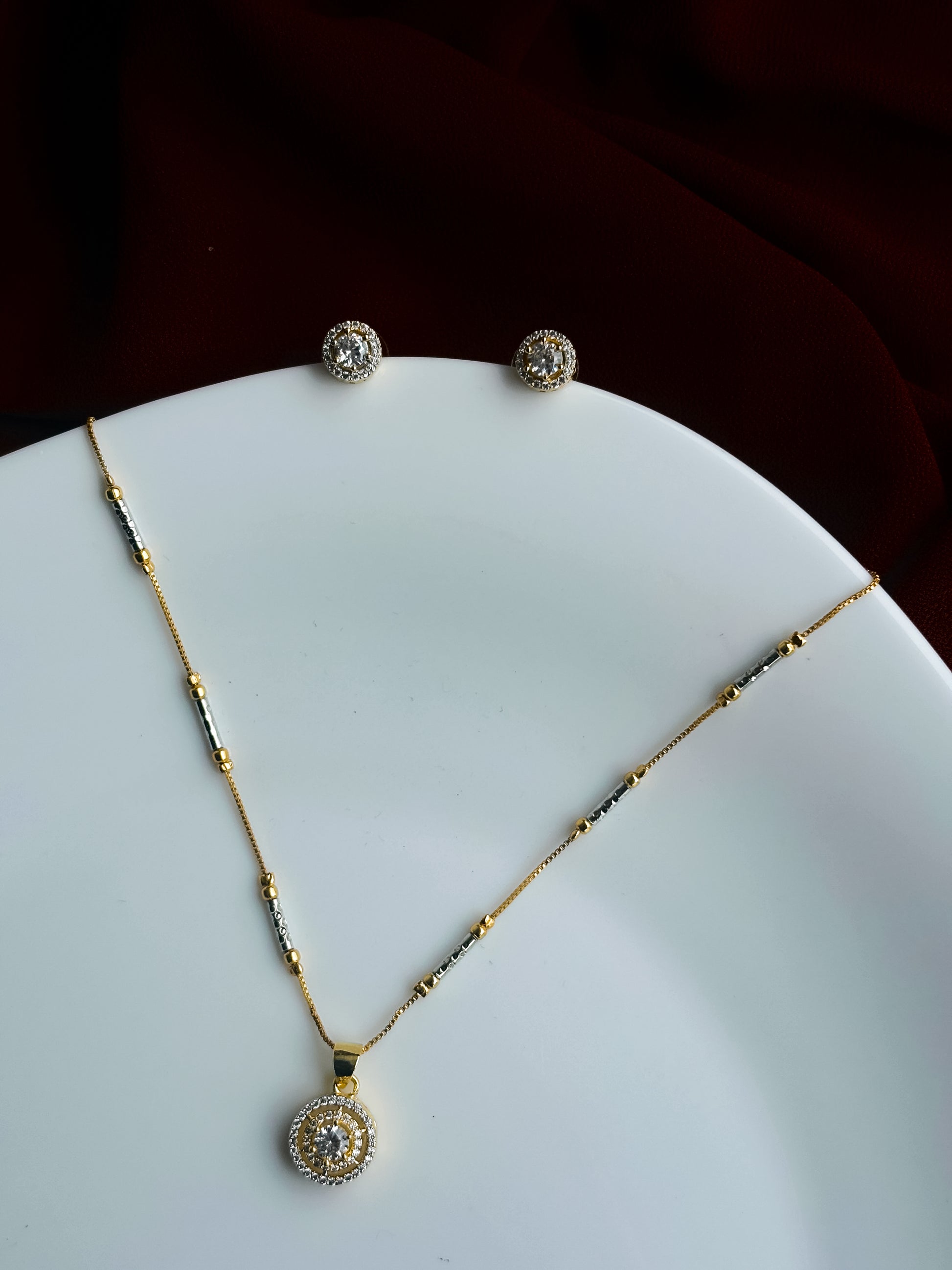 Blush Knot A.D Diamond Pendant Set-OSL03