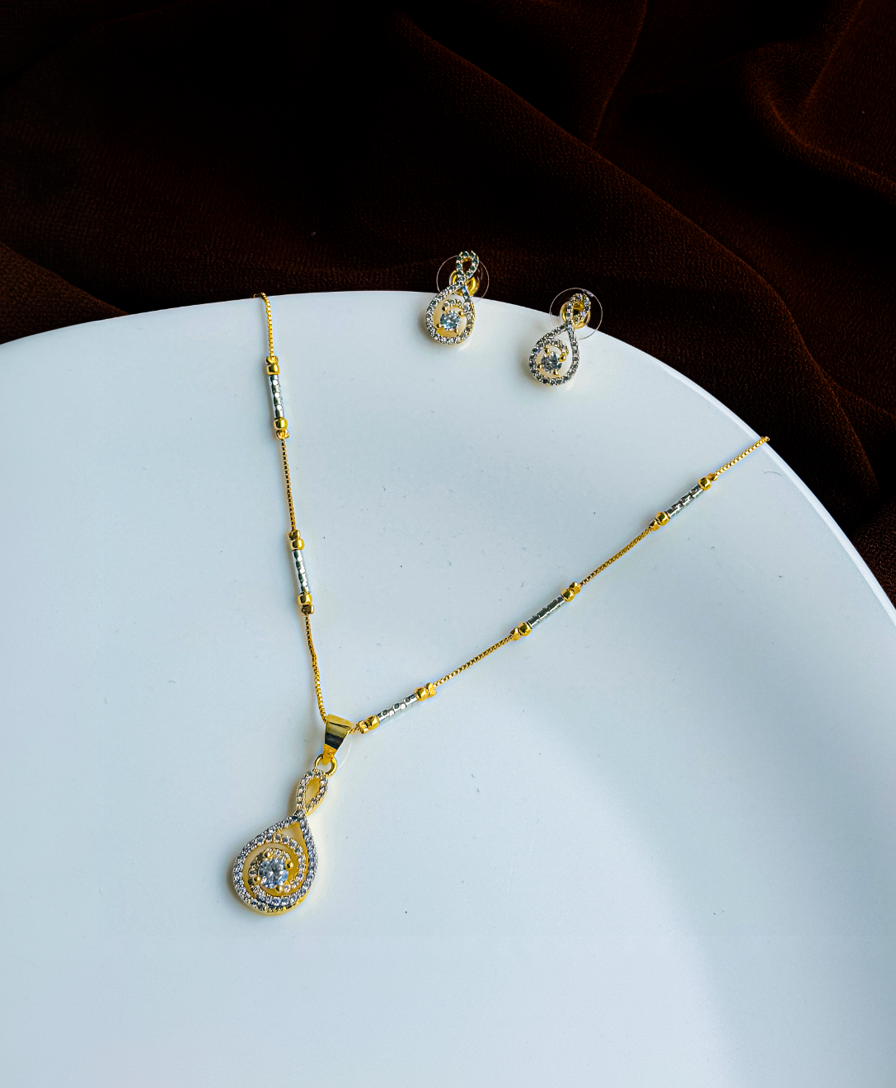 “Tu-Tune” A.D Diamond Rose Gold Pendant Set OSL02