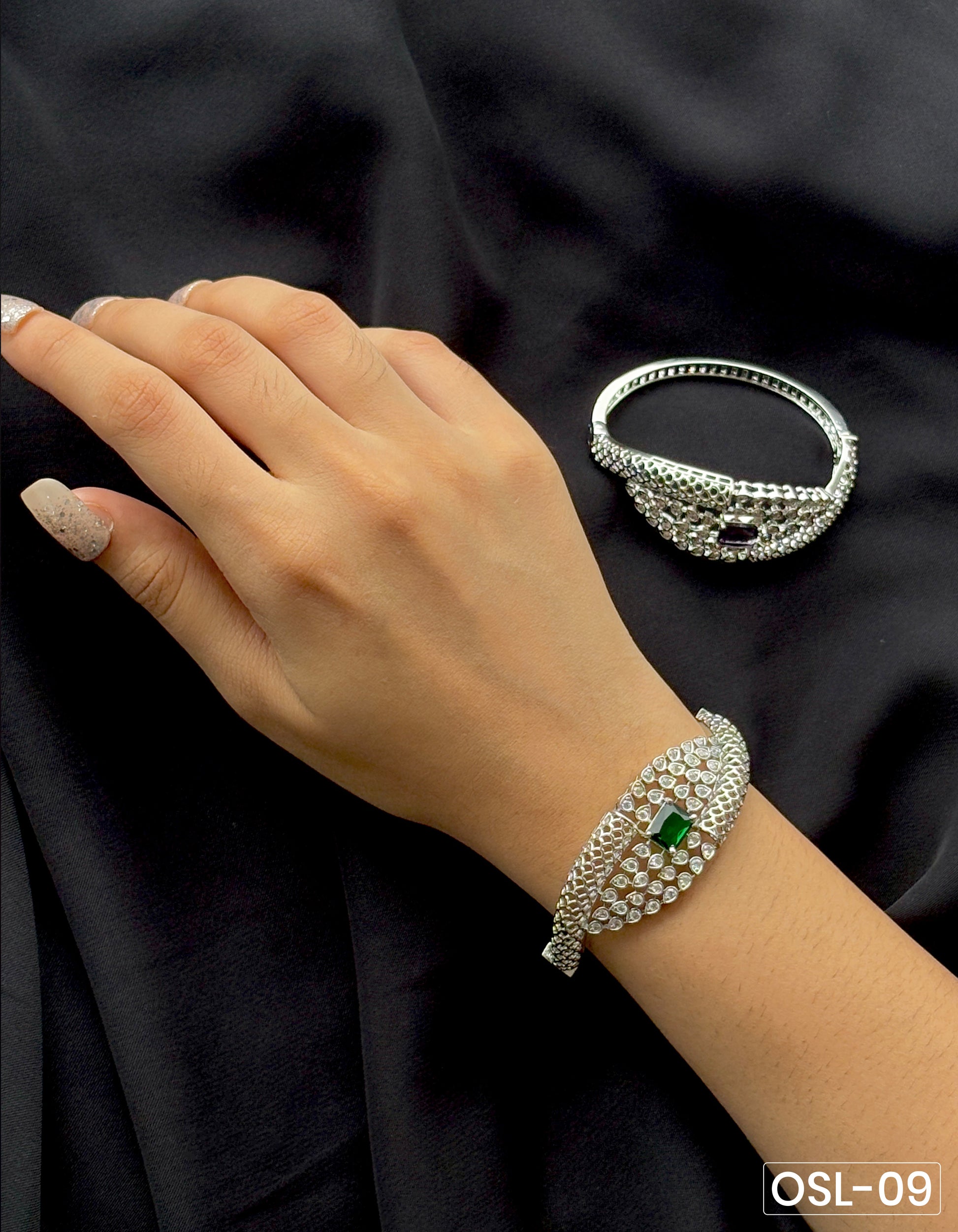 Luna Gleam A.D Blue Stone Silver Kada OSL09