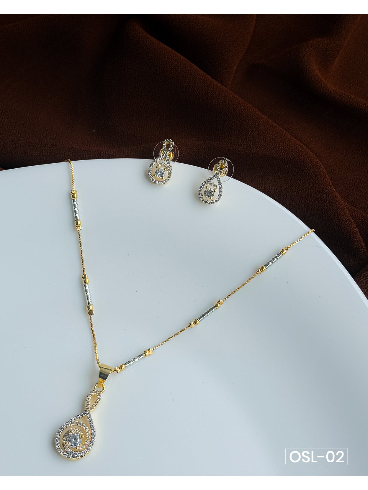 “Tu-Tune” A.D Diamond Rose Gold Pendant Set OSL02